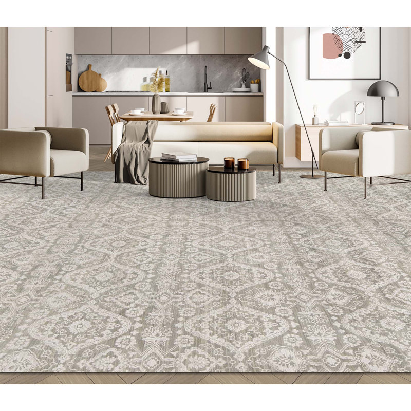 Wool Moroccan Area Rug in Light Gray/Silver