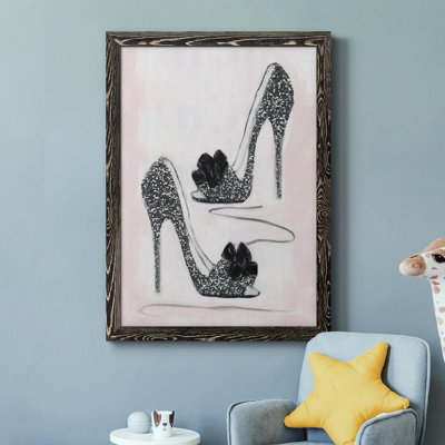 " Shoes That Dazzle I "