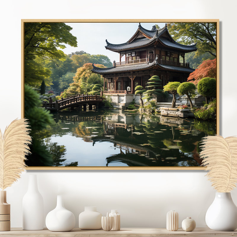 Asian Art Serene Pagoda I, reproduction d'art sur toile, H 34 po x l 44 po x P 1,5 po, Cadre flottant érable