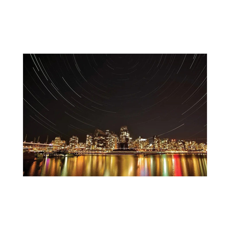Star Trails Above Downtown Vancouver, British Columbia, Canada., H 8 po x l 12 po x P 0,75 po