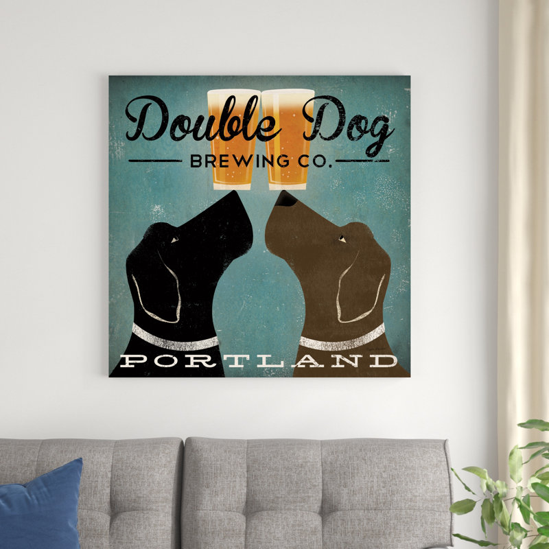 Double Dog Brewing Co, H 36 po x l 36 po