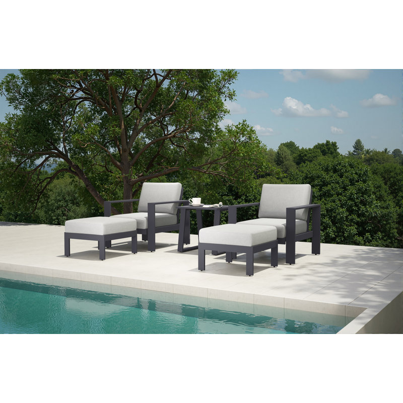 Ensemble de conversation de patio 5 pièces avec coussins gris