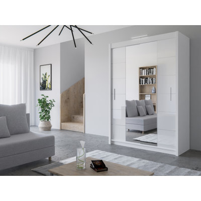 Daebreon Armoire