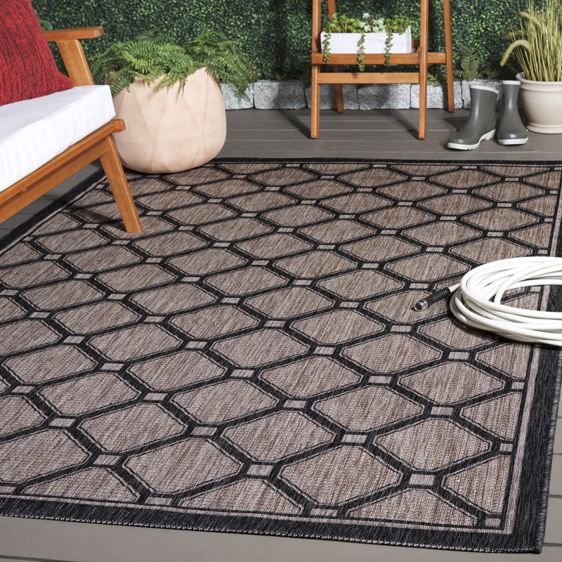 Sayde Performance Geometric Indoor/Outdoor Area Rug, Rectangle 5'3" x 7'7"