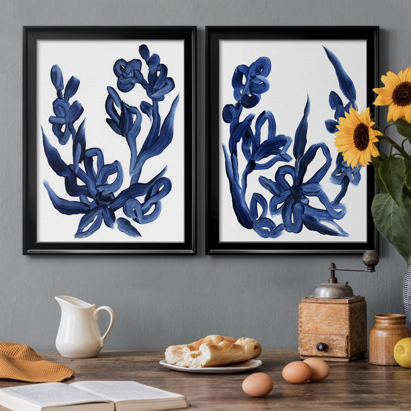 «Indigo Brush Blooms I», reproduction encadrée de qualité supérieure - prête à être accrochée, Cadre noir
