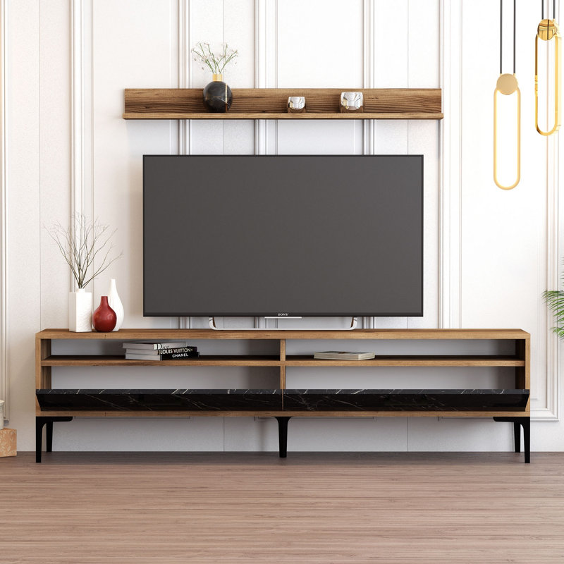 Meuble télé moderne avec pieds en métal noyer et noir 70,9 po x 18,5 po x 13,8 po | 100% panneau de particules enduit de mélamine, 0,7 po d'épaisseur | Comprend une tablette murale (47,2 po x 4,6 po x 6,3 po) | Design élégant avec plusieurs tablettes