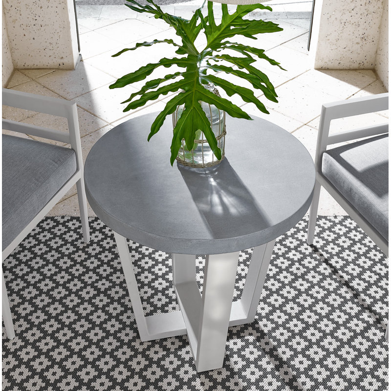 South Beach Outdoor Round Side Table, 28"
