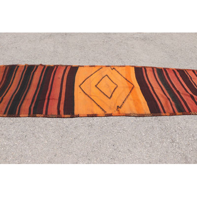 Tapis turc rayé tissé à la main en kilim turc orange et brun pour un décor de couloir bohémien