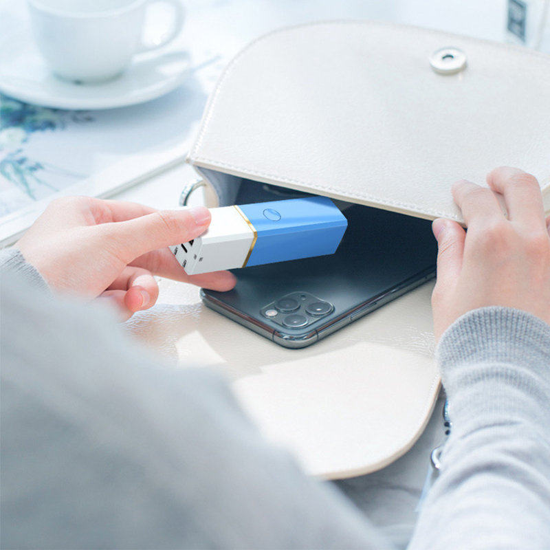 4.8'' Battery Powered Integrated LED Flashlight, Blue