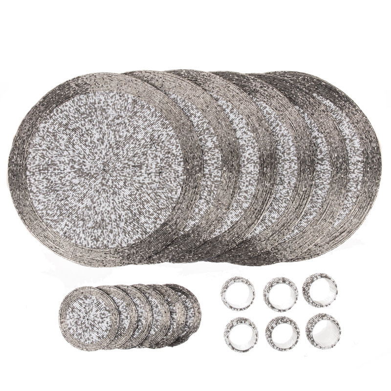 Danbury Glass Patchwork Round, Antique Silver/White