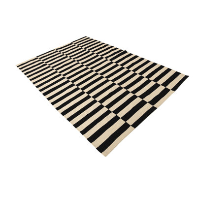 Tapis noir et blanc Pegues