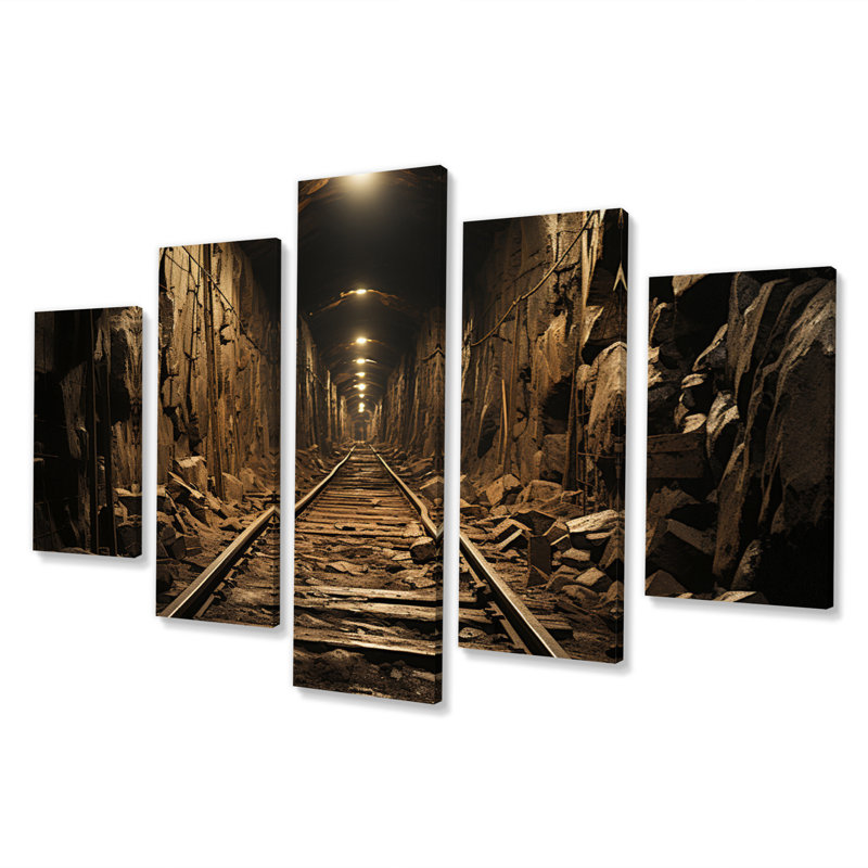 «Brown Tunnel Timeless», impression sur toile - 5 panneaux