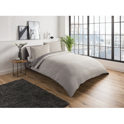 Mahn Striped Duvet Cover Set with Pillowcases