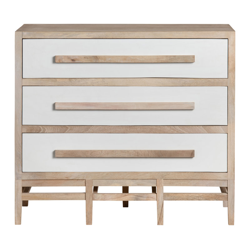 Commode à trois tiroirs