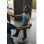 Statue de trois enfants tenant la main en bronze