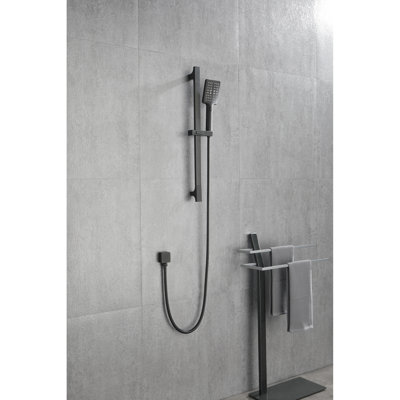 Douche à main avec barre coulissante réglable de 28 pouces, boyau de 59 pouces, acier inoxydable noir mat, modes de jet fonctionnels pour douches personnalisées, barre de hauteur de chaise adaptée et options multiples