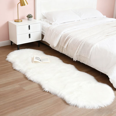 Plush Faux Sheepskin White Rug