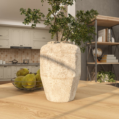 Vase de table en métal 