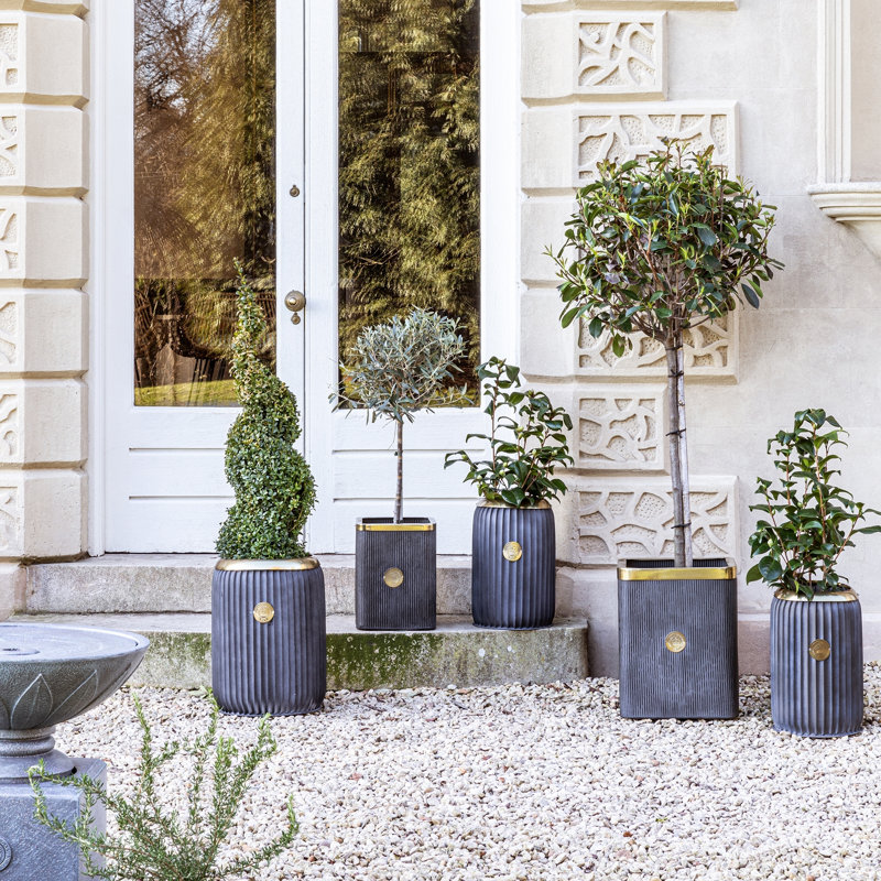  Planter