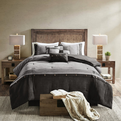 Édredon 7 pièces en faux suède gris avec coussins brodés style chalet pour lit