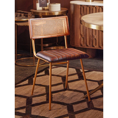 48 cm H Tufted Leather Side Chair