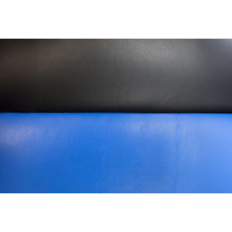 Chaise de bureau de jeu avec siège rembourré confortable, similicuir noir et bleu, cinq roulettes et hauteur réglable pour un travail de couleur moderne,