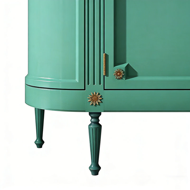 Simple Spacious Kitchen Sideboard