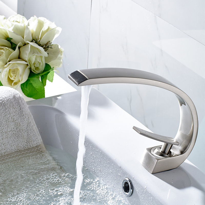 Single-Hole Single-handle Bathroom Faucet, Brushed Nickel