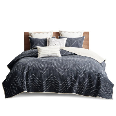 Navy 3 Piece Cotton Quilt For With Elegant Embroidered And Breathable Filling Material Graceful Lightweight Core