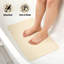 Grand tapis de bain en caoutchouc naturel, tapis de bain antidérapant avec 299 tasses d'aspiration recyclées, 15,74 po x 27,56 po, beige