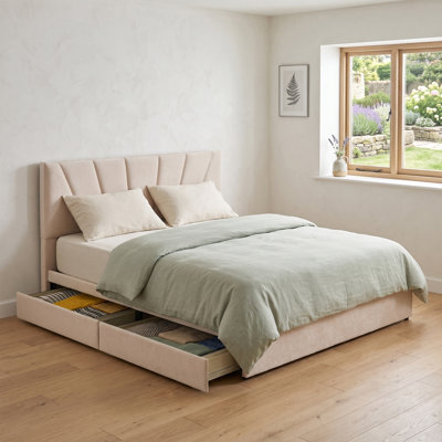 Lit plateforme moderne capitonné avec tête de lit capitonnée inclinée et quatre tiroirs de rangement, King, lin beige