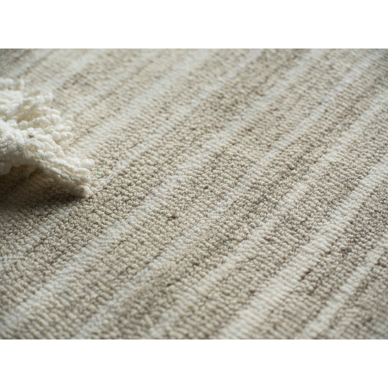 Dusseldorf hand-tufted New Zealand Wool Beige/Ivory Area Rug, Rectangle 4' x 6', Beige/Ivory