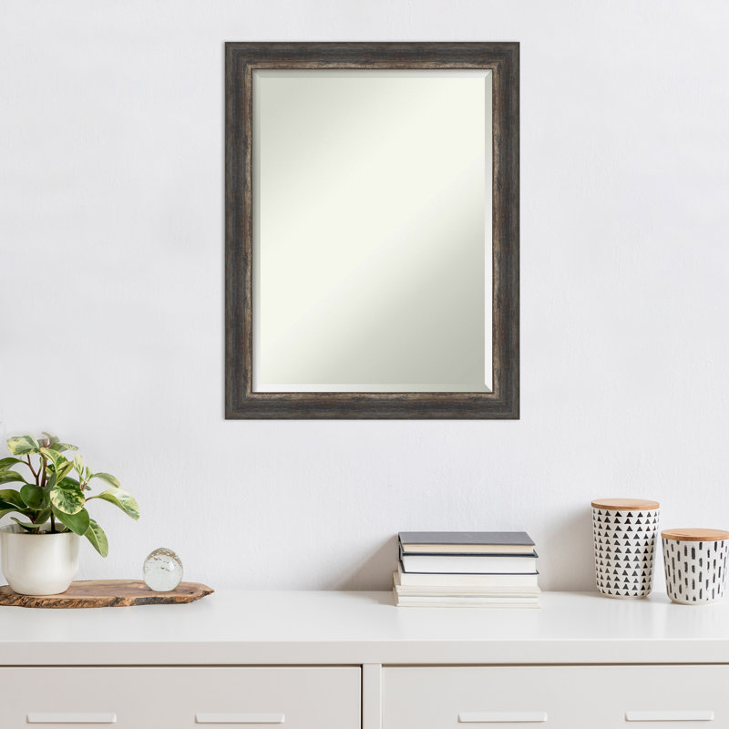 Miroir d'appoint mural Artura, 27,5 po x 21,5 po, Doré