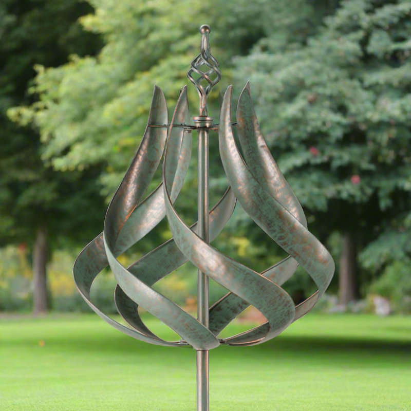 Giffords Abstract Metal Garden Statue, Green