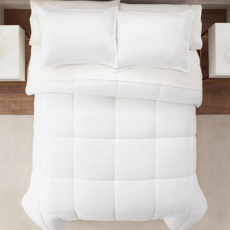 Microfiber 3 Piece Comforter Set, King Comforter + 2 Shams, White
