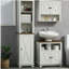 Armoire de rangement mince pour salle de bain avec trois tablettes ouvertes, tour à linge autoportante en bois avec porte et tablette réglable
