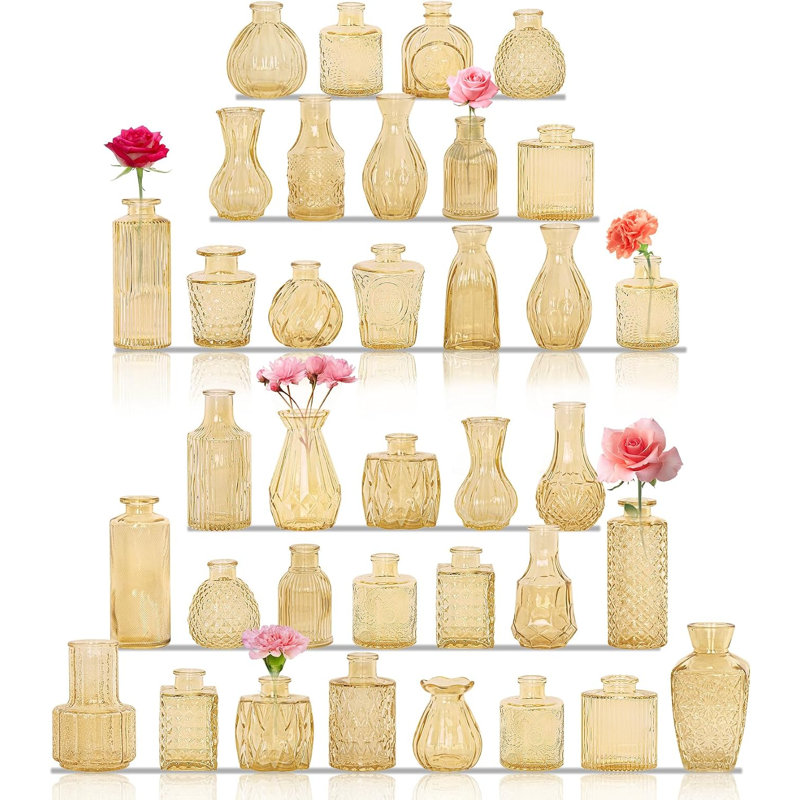 Ensemble de 36 petits vases à fleurs en verre (champagne), vases à fleurs transparents de forme variée, parfaits pour les centres de table de mariage rustiques et la décoration intérieure. Bouteilles en verre vintage.