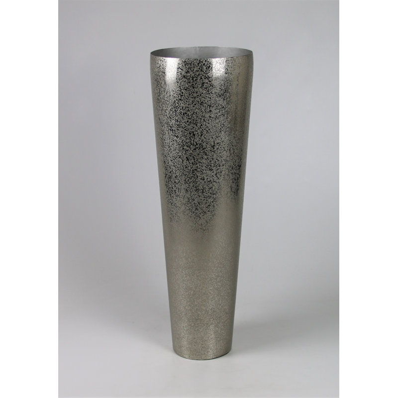 Sheyenne Handmade Metal Table Vase, 81cm H x 25cm W x 25cm D