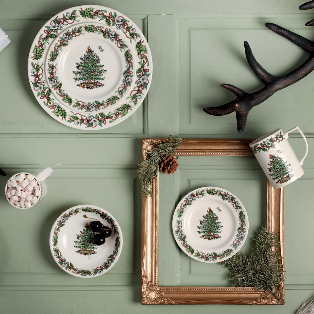 Christmas Wreath Mug