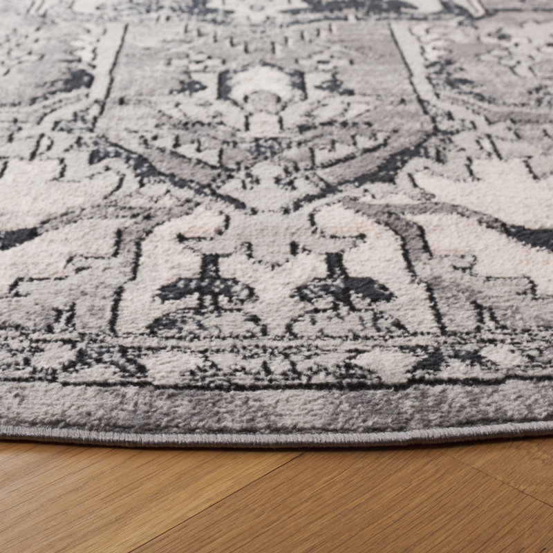 Odyssey Performance Oriental Rug, Round 6'7"