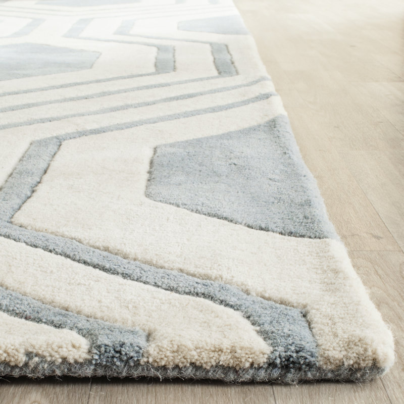 Deedie Hand Tufted Wool Geometric Rug, Round 5'