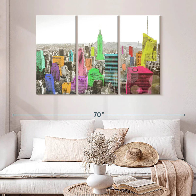 Rorry Color In The City, 32" H x 50" W
