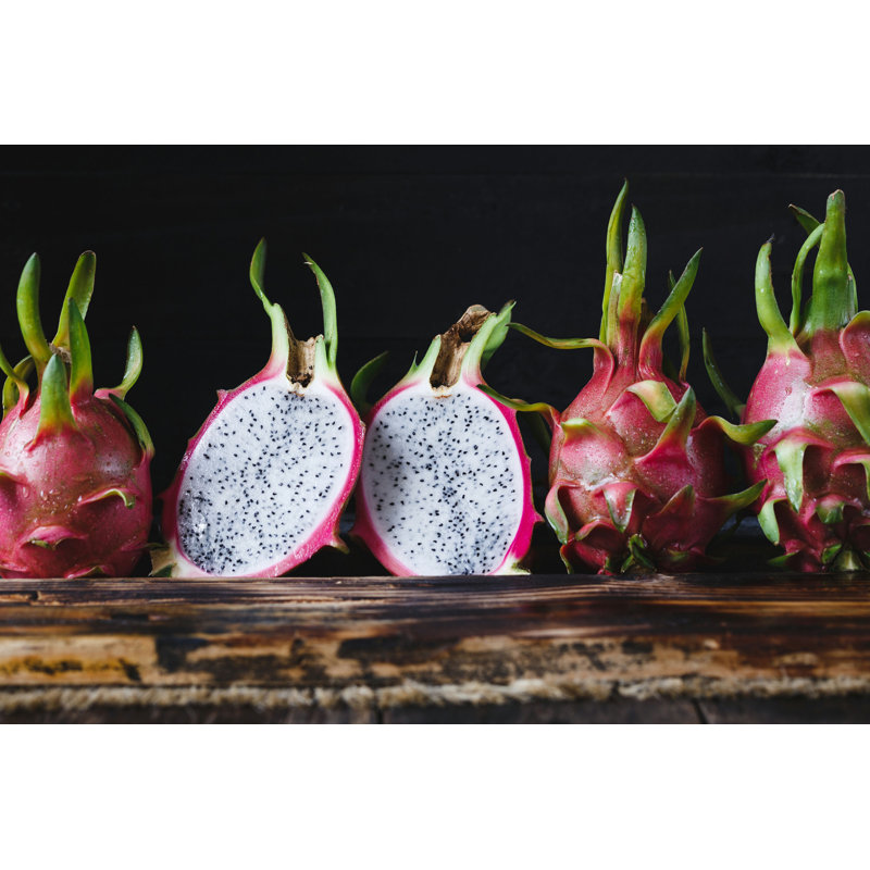 Randilynn Dragonfruits par - Photographie de toile tendue, H 20 po x l 30 po