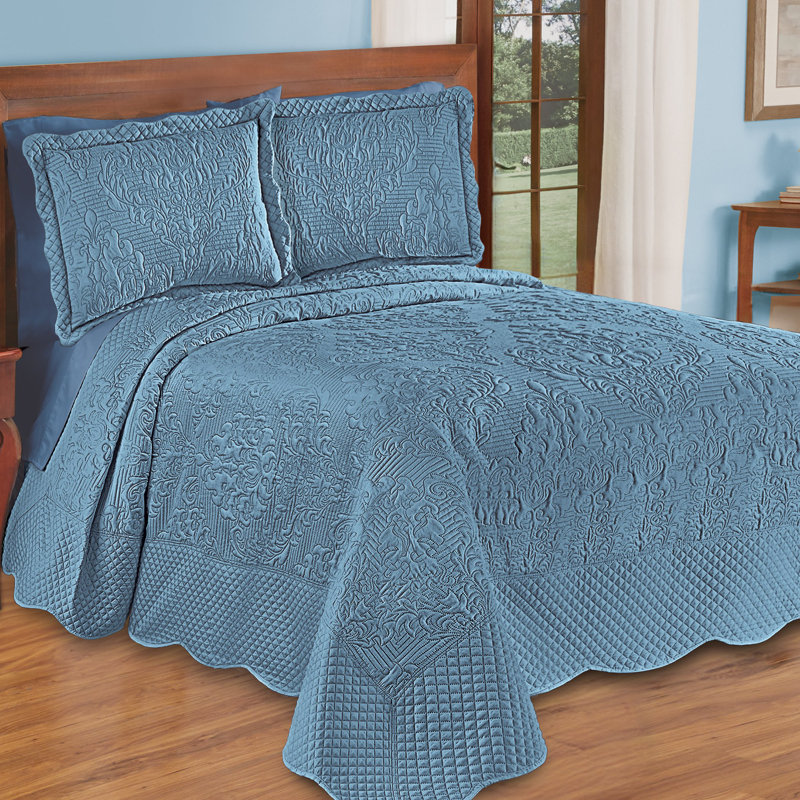 Blue Damask Textured Full Bedspread Set with Scalloped Edges