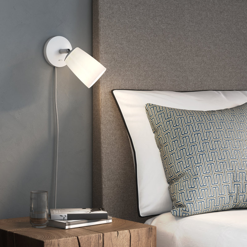 Carlton 1 - Light Spotlight, Plug-in