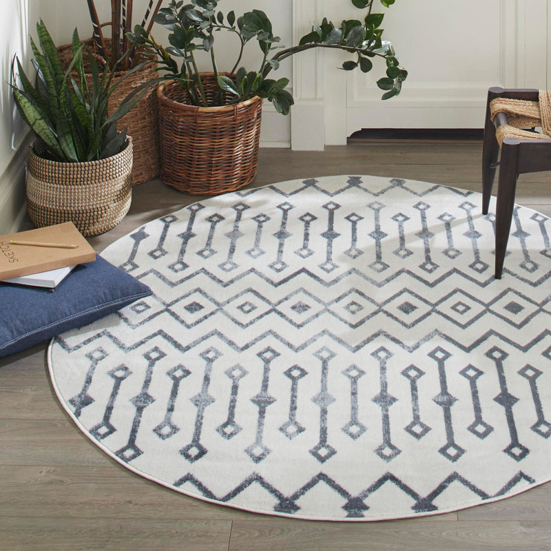 Alisah Geometric Indoor Rug, Round 3'
