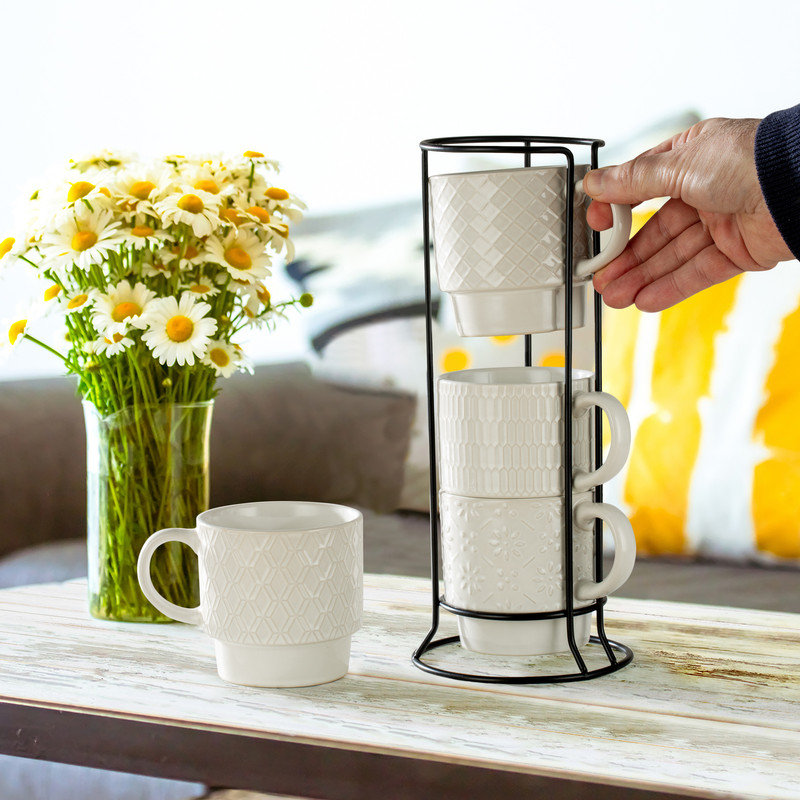 Ensemble de grandes tasses à café empilables blanches avec support