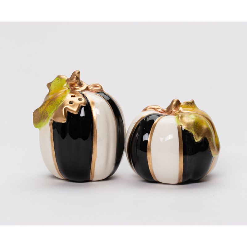 Salt And Pepper Shaker Set