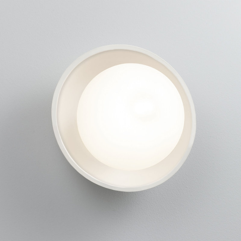 Baleskie Ceramic Flush Mounted Sconce, Bisque