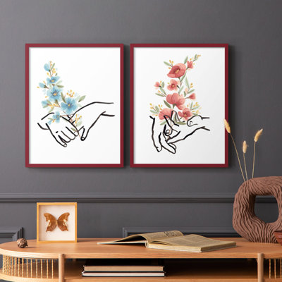 «HandsAndFlowersI», reproduction encadrée de qualité supérieure - prête à être accrochée - aucun clou requis - aucun clou requis